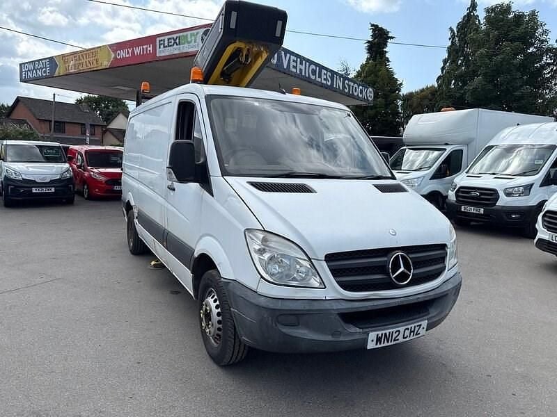 Used Mercedes Sprinter 129 HP (94 kW) 2012 White Van