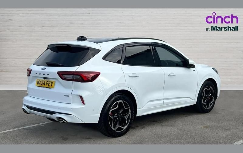 Used Ford Kuga ST-Line X 180 HP (132 kW) 2024 White SUV