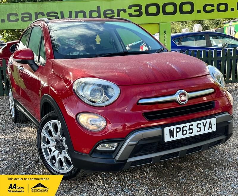 Red Used 2015 Fiat 500X Cross Plus SUV | £5,250 (Fair price) - Image 1/4