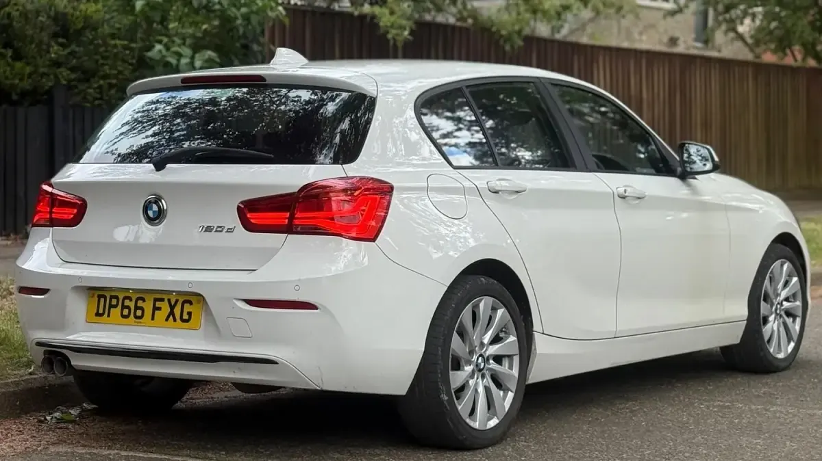 Used BMW 120 Sport Line 2016 White Hatchback