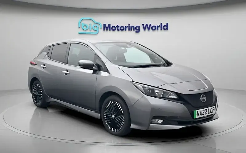 Used Nissan Leaf N-Connecta 110 kW (150 HP) 2025 Hatchback