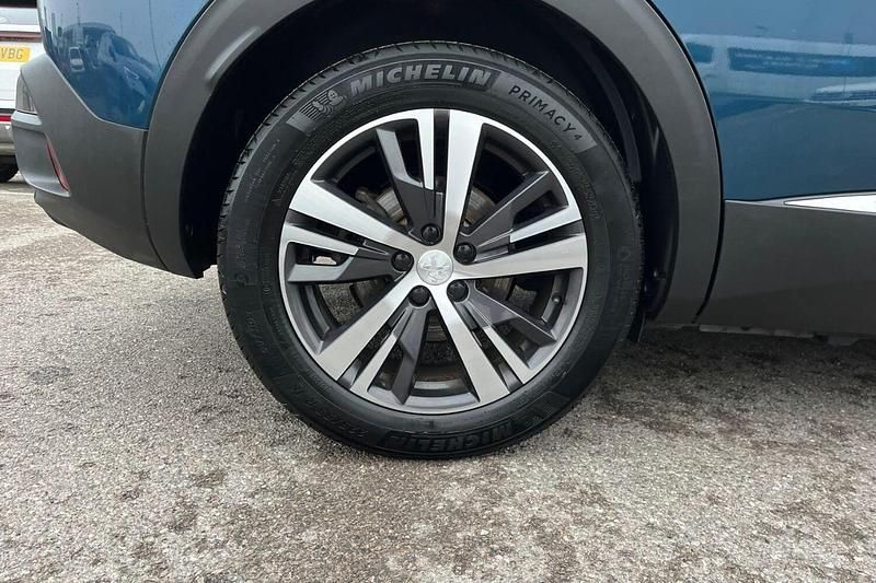 Used Peugeot 3008 Allure+ 222 HP (163 kW) 2022 Blue SUV