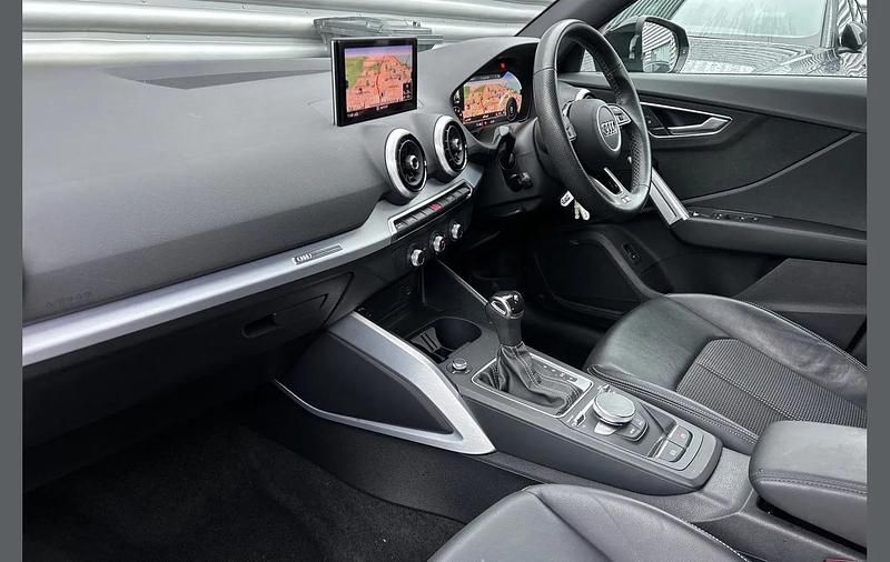 Used Audi Q2 S-Line 147 HP (108 kW) 2022 Black SUV