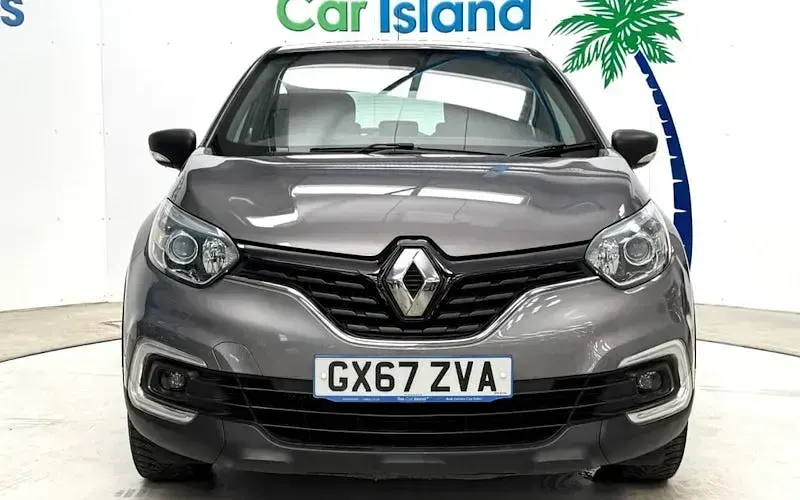 Used Renault Captur Dynamique 90 HP (66 kW) 2017 Grey SUV