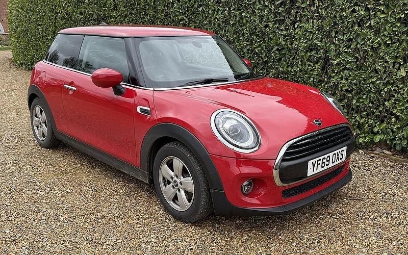 Used Mini ONE Classic 102 HP (75 kW) 2021 Hatchback