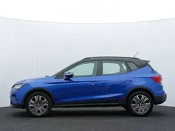 Used Seat Arona SE Technology 95 HP (69 kW) 2023 Blue SUV