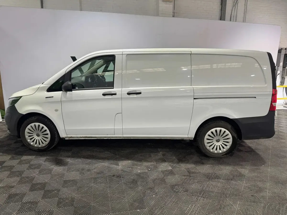 Used Mercedes e-Vito Progressive 85 kW (116 HP) 2024 White Van