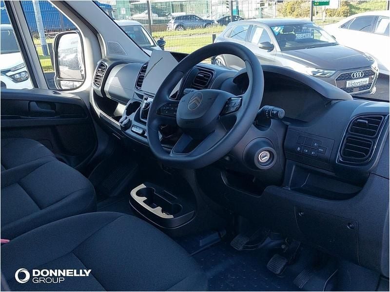 New Citroën Relay 138 HP (101 kW) 2026 Grey Van