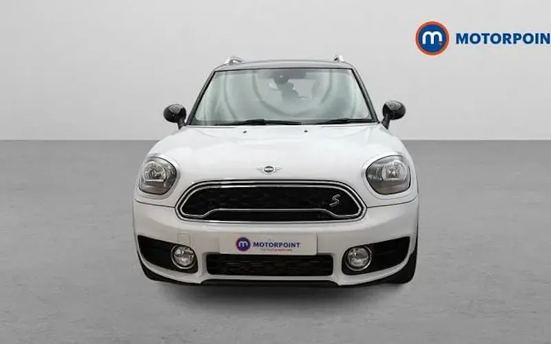 Used Mini Cooper S Exclusive 192 HP (141 kW) 2019 White Hatchback