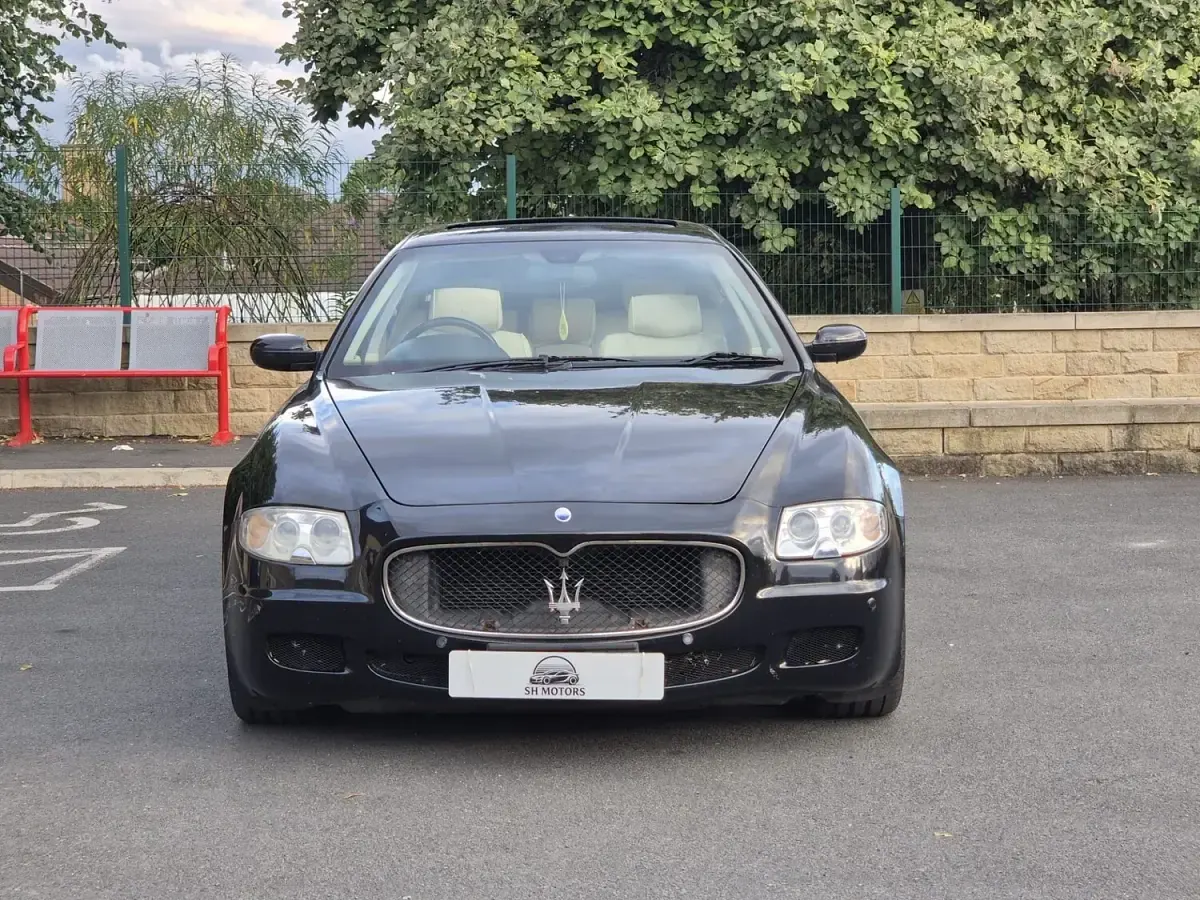 Used Maserati Quattroporte 2007 Black Sedan