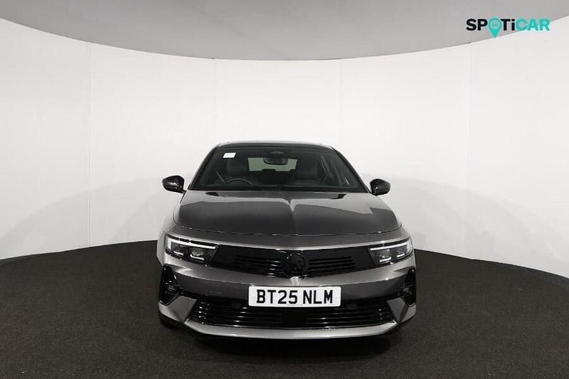 Used Vauxhall Astra Ultimate 130 HP (95 kW) 2025 Grey Hatchback
