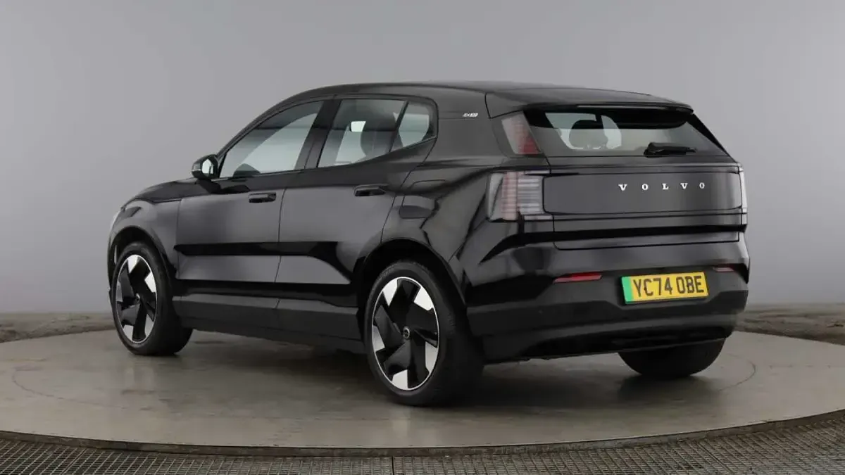 Used Volvo EX30 Performance 310 kW (422 HP) 2024 Black SUV
