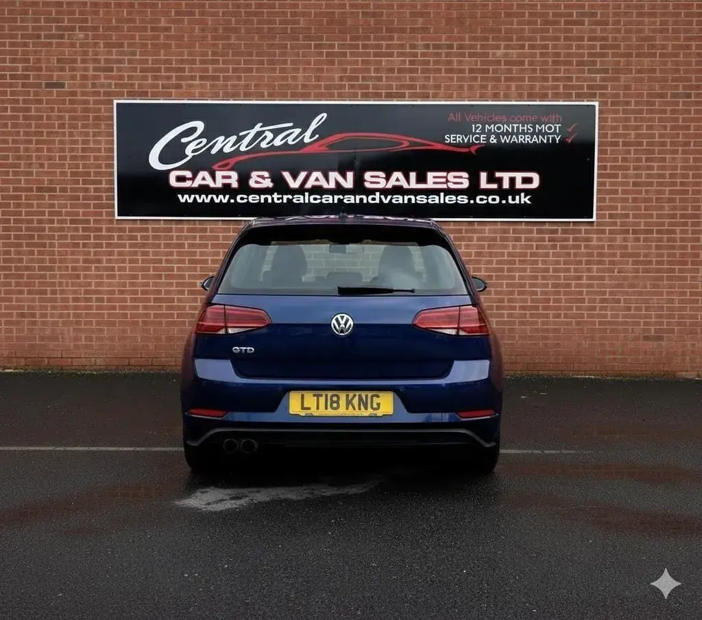 Used VW Golf VII GTD 184 HP (135 kW) 2018 Blue Hatchback