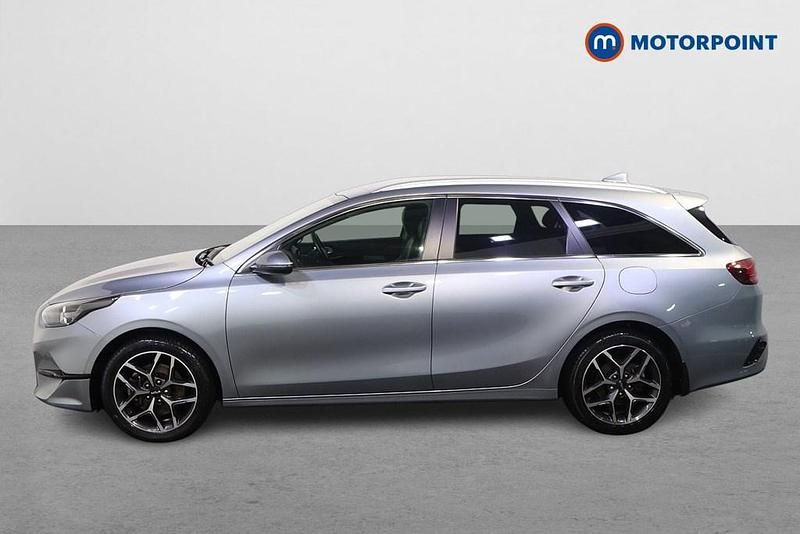 Used Kia Ceed 2022 Silver Hatchback