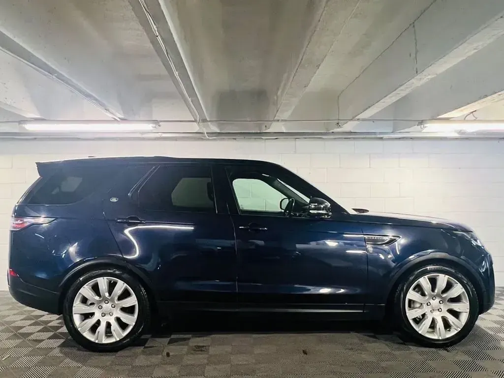 Used Land Rover Discovery HSE Luxury 2018 Blue SUV