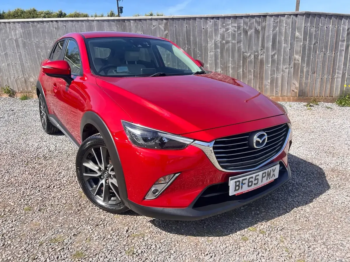 Used Mazda CX-3 Inclusive 121 HP (88 kW) 2015 Red SUV