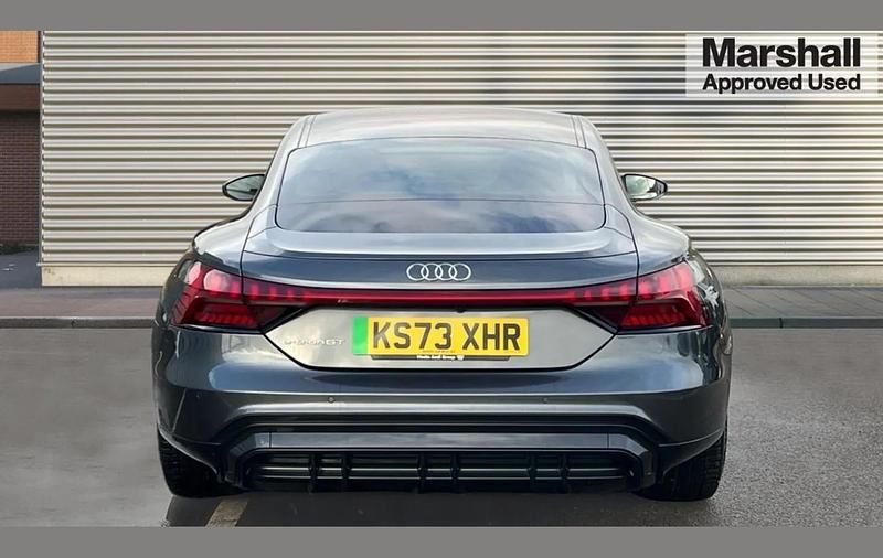 Used Audi e-tron GT quattro Comfort 384 kW (523 HP) 2023 Grey Sedan