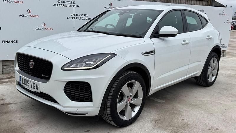 Used Jaguar E-Pace R-Dynamic 180 HP (132 kW) 2019 White SUV