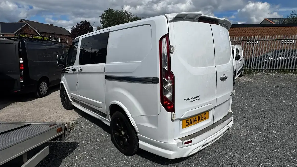 Used Ford Transit Custom 100 HP (73 kW) 2014 White Van