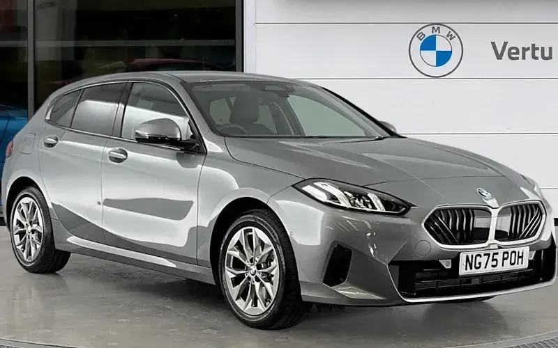 Second-hand BMW 120 Sport Line 168 CP (123 kW) 2026 Hatchback
