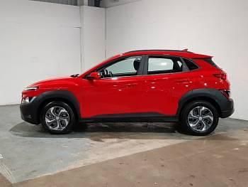 Used Hyundai Kona SE 141 HP (103 kW) 2022 Red SUV