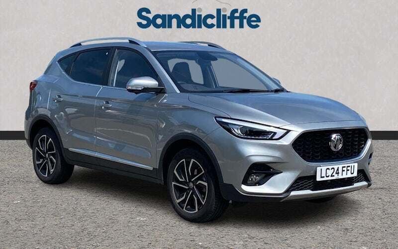 Metallic monument silver Used 2023 MG ZS Exclusive Sedan | £15,400 (Fair price) - Image 1/4