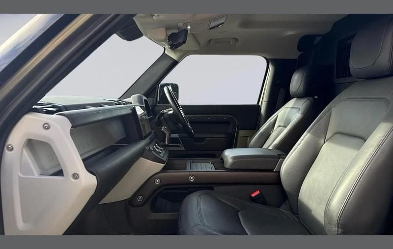 Used Land Rover Defender HSE 246 HP (180 kW) 2022 Green SUV