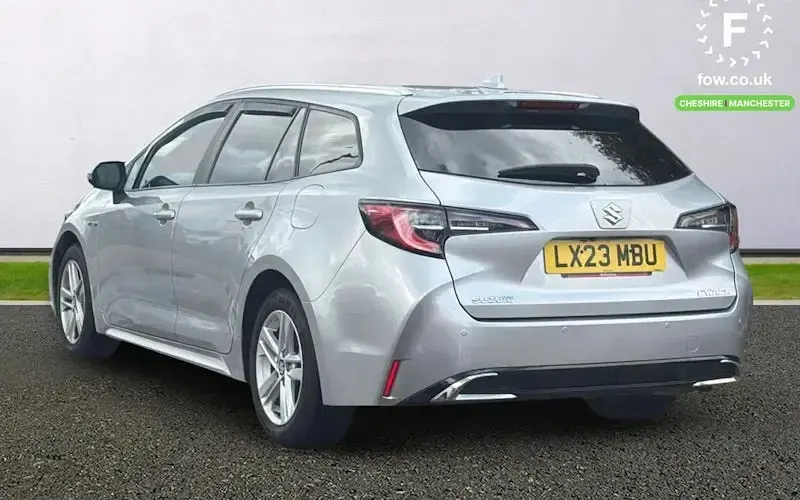 Used Suzuki Swace 140 HP (102 kW) 2023 Silver Estate