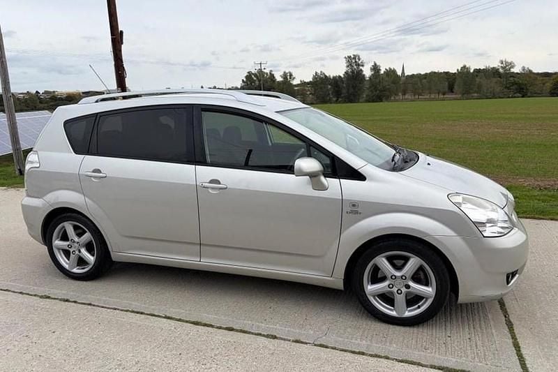 Silver Used 2007 Toyota Corolla Verso T1 MPV | £1,400 (Good price) - Image 1/1