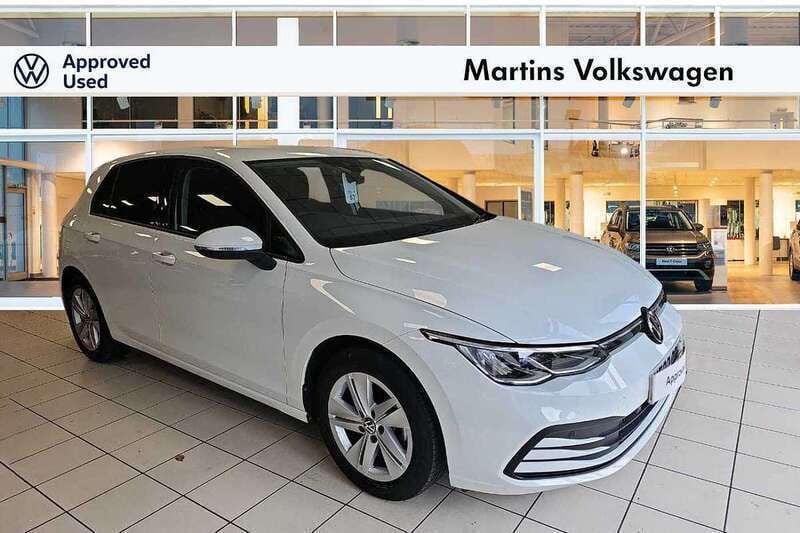 White Used 2022 VW Golf VIII Life Hatchback | £18,990 (Super price) - Image 1/4