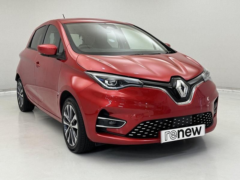 Used Renault Zoe 100 kW (136 HP) 2022 Red  Hatchback