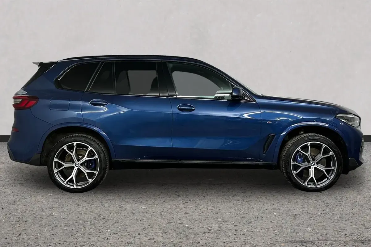 Used BMW X5 M Sport 340 HP (250 kW) 2022 Blue SUV