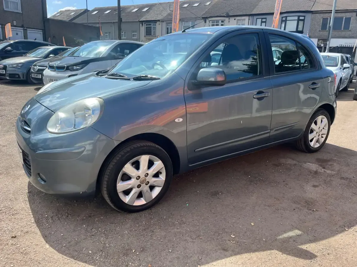 Second-hand Nissan Micra Acenta 2011 Argintiu Hatchback