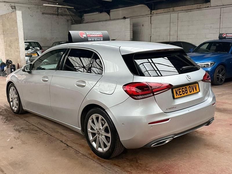 Used Mercedes A180 Executive 116 HP (85 kW) 2018 Silver Hatchback