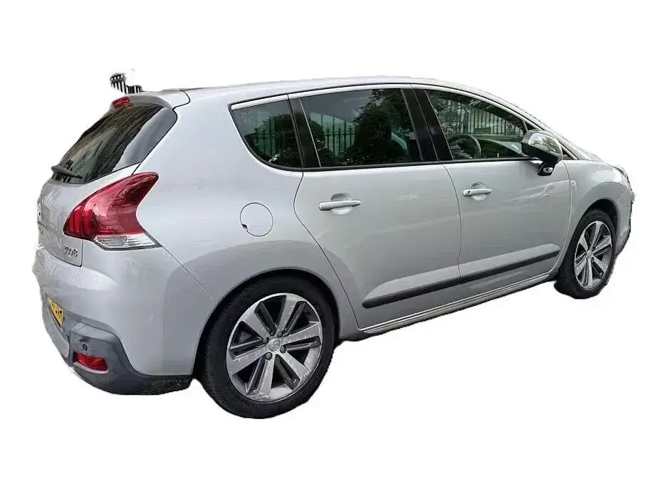 Used Peugeot 3008 Allure 120 HP (88 kW) 2017 Silver SUV