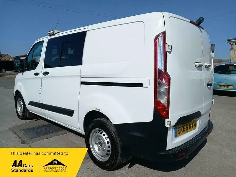 Używany Ford Transit Custom 105 KM (77 kW) 2018 Biały Van