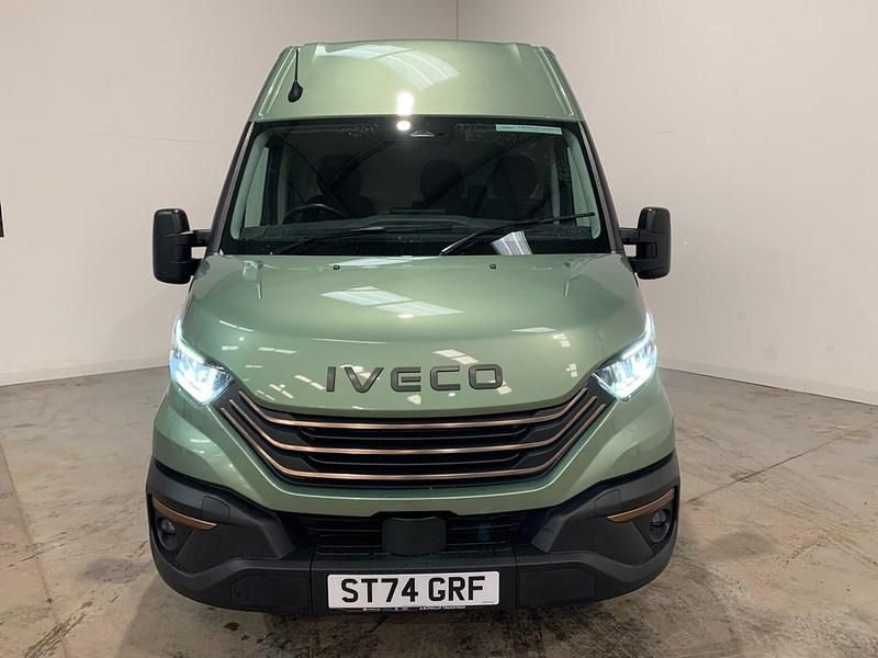 Used Iveco Daily 2024 Green Van
