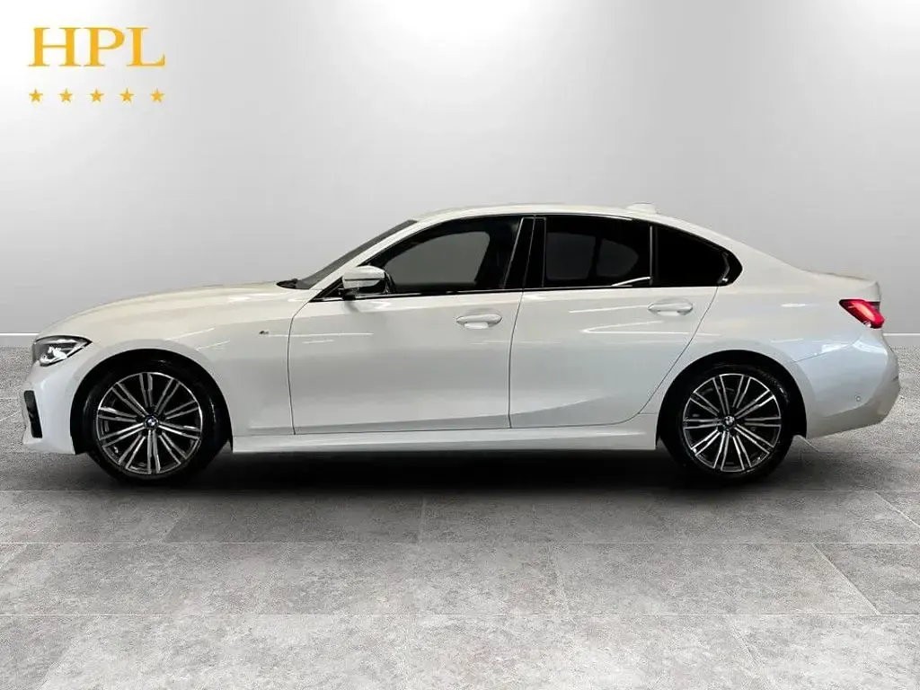 Używany BMW 320 M Sport 190 KM (139 kW) 2021 Biały Sedan/Limuzyna