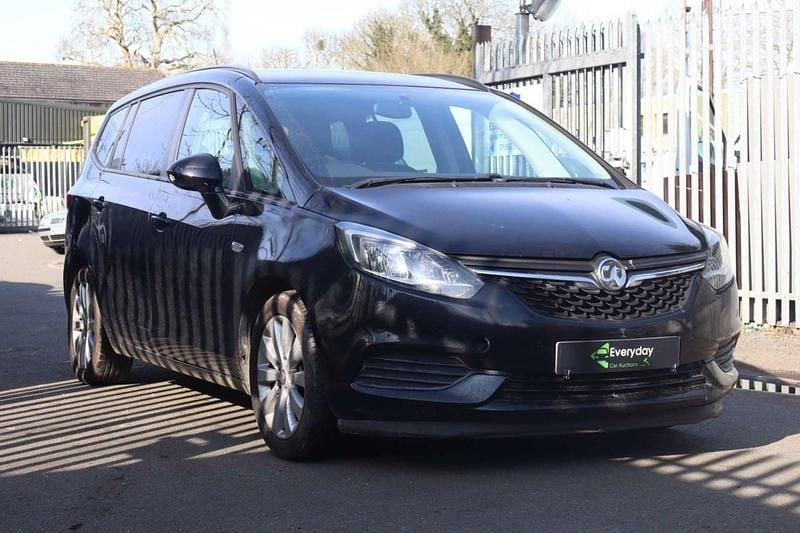 Used Vauxhall Zafira Tourer Design Edition 140 HP (102 kW) 2017 Black MPV