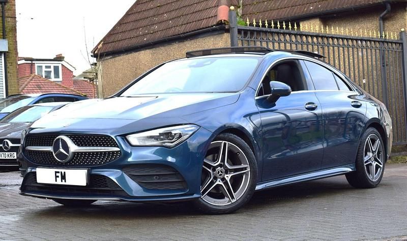 Used Mercedes CLA180 AMG Line Premium Plus 136 HP (100 kW) 2020 Blue Sedan