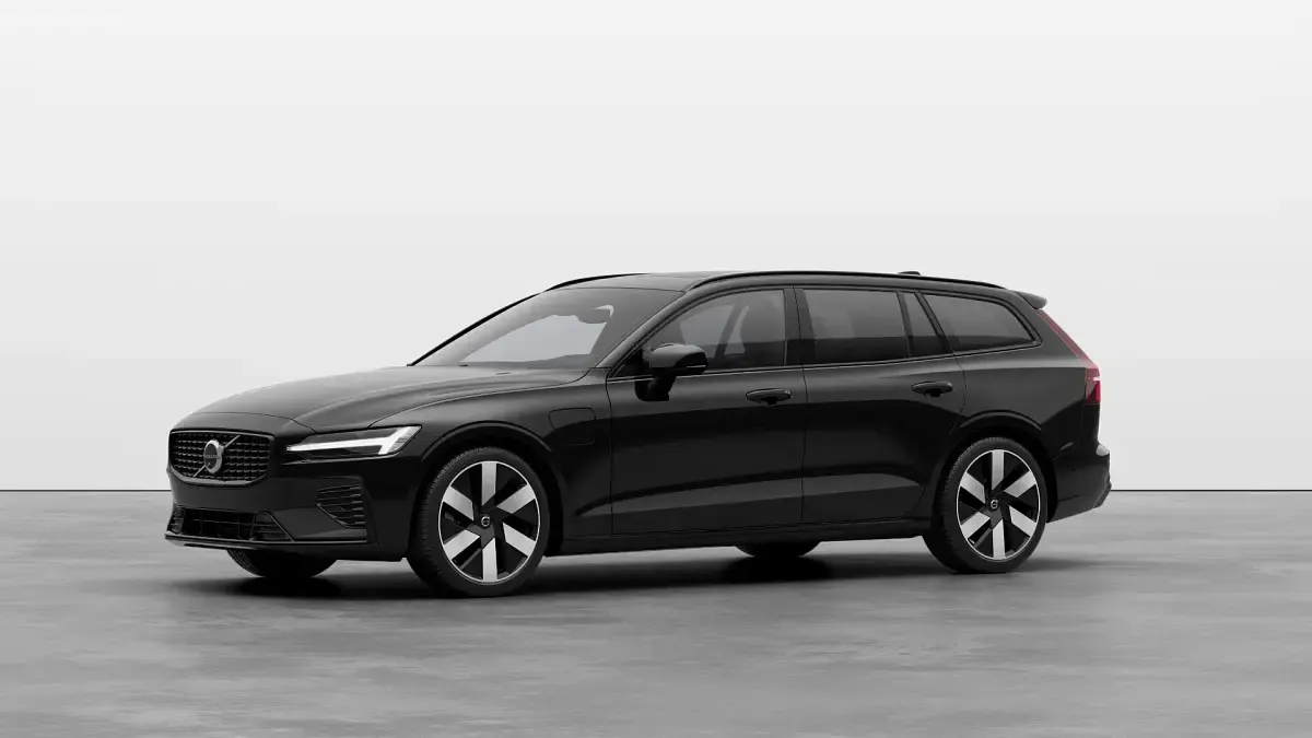 Used Volvo V60 Ultra 455 HP (334 kW) 2025 Estate