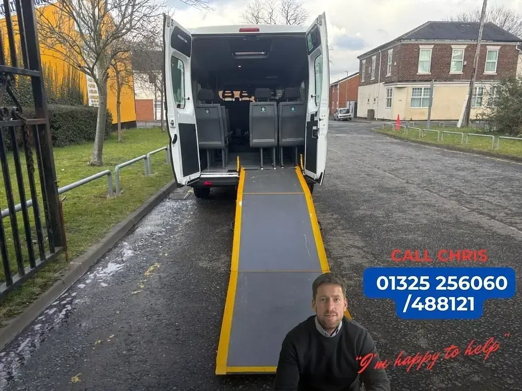 Second-hand Peugeot Boxer 130 CP (95 kW) 2018 Alb Van
