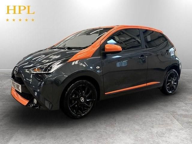 Gebraucht Toyota Aygo Edition 71 PS (52 kW) 2021 Grau Kleinwagen