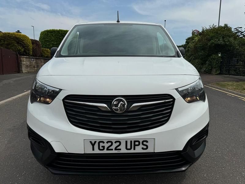 Used Vauxhall Combo 2022 White MPV