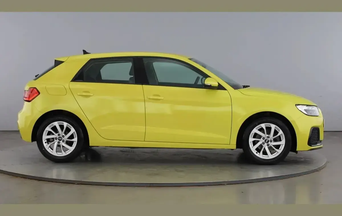 Used Audi A1 Sport 108 HP (79 kW) 2020 Yellow SUV
