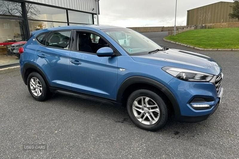 Used Hyundai Tucson 116 HP (85 kW) 2016 Blue SUV