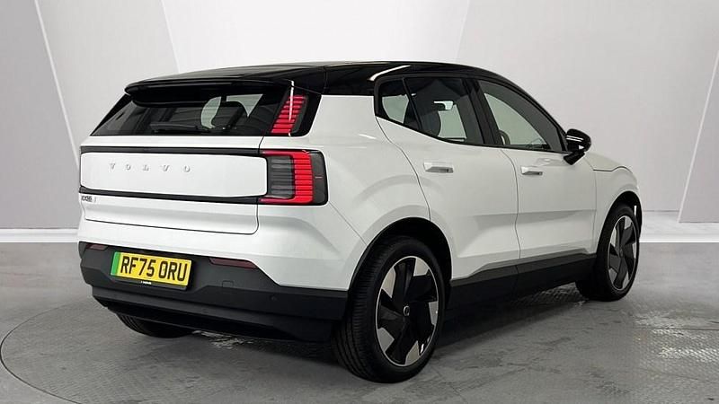 Used Volvo EX30 Performance 314 kW (428 HP) 2025 White SUV