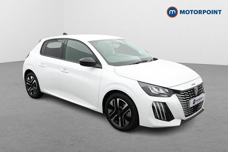 Used Peugeot 208 Allure 101 HP (74 kW) 2024 White Hatchback