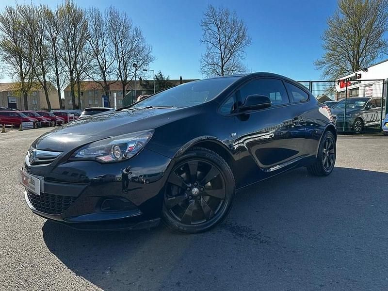 Used Vauxhall Astra GTC Sport 120 HP (88 kW) 2015 Black Hatchback