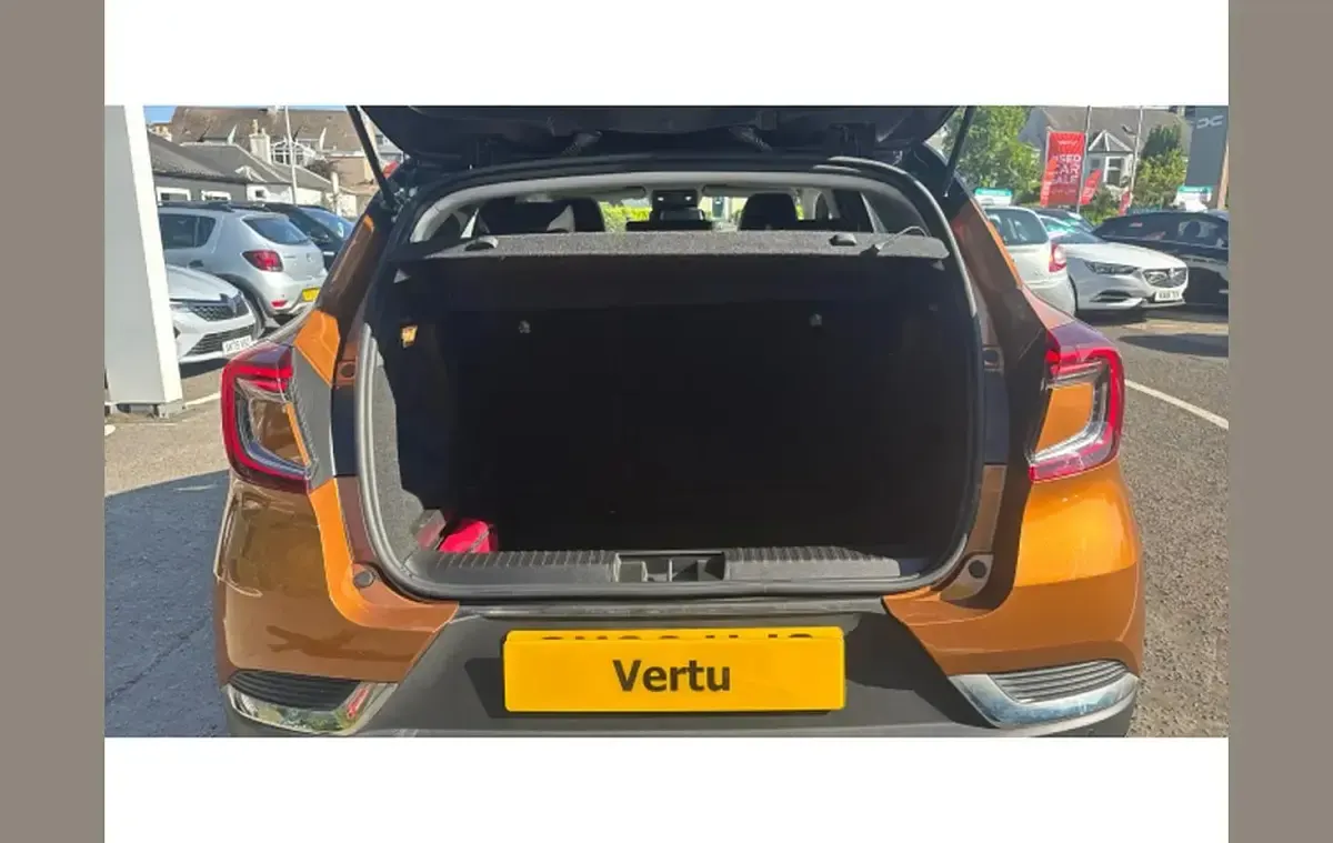 Used Renault Captur SE 138 HP (101 kW) 2022 Other SUV